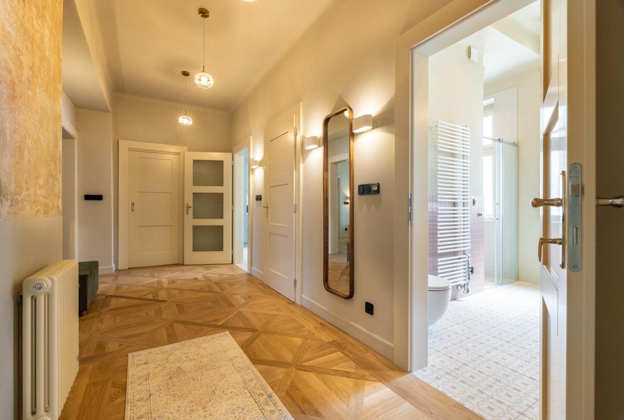 Luxury 2 Bedroom With Ac In The Old Town Apartmán