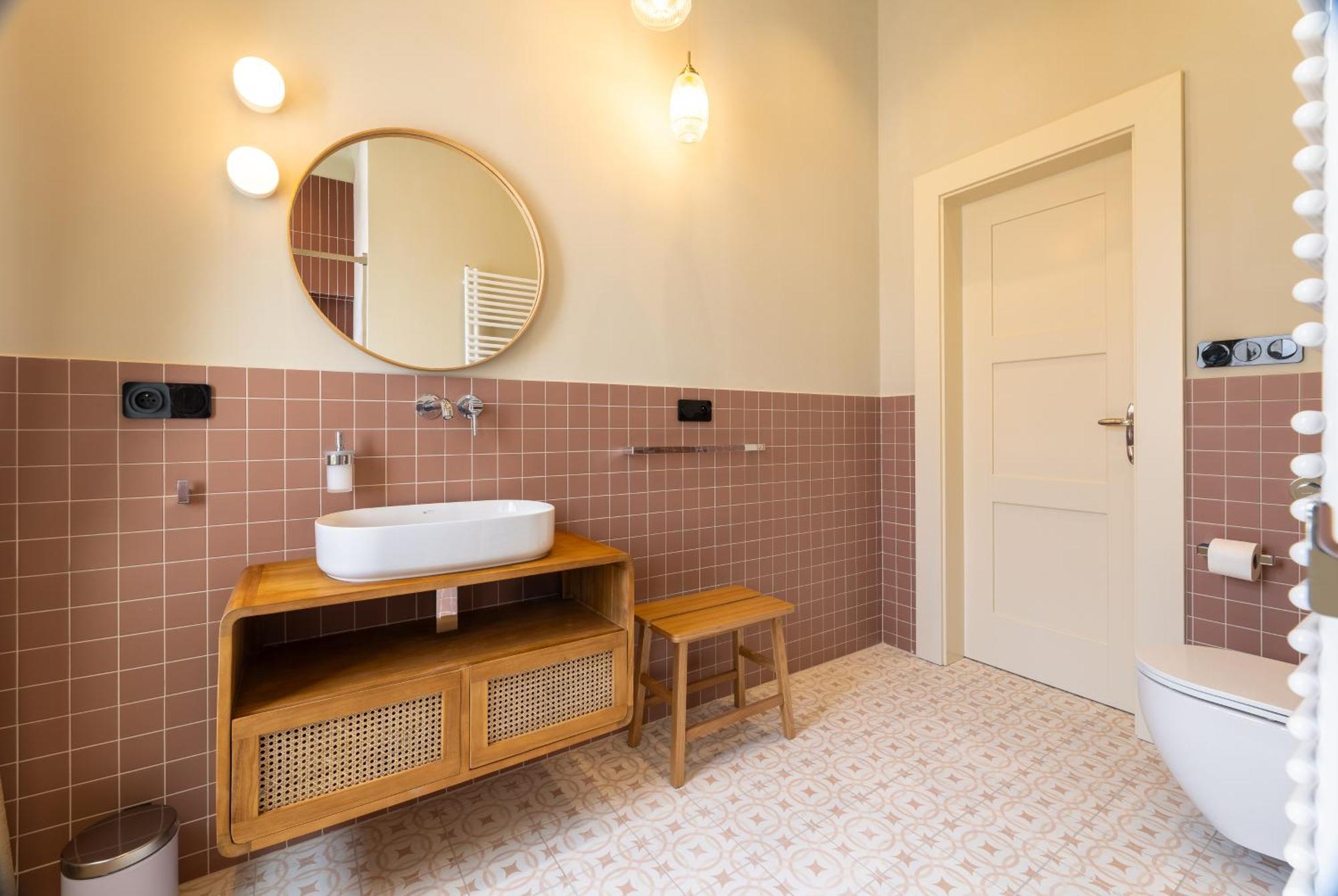 Luxury 2 Bedroom With Ac In The Old Town Apartmán