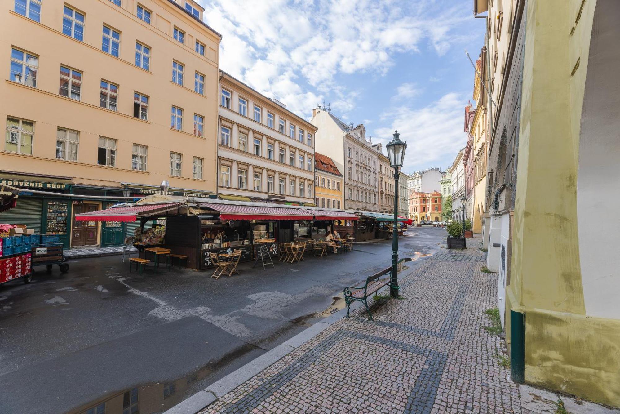 Apartmán Luxury 2 Bedroom With Ac In The Old Town