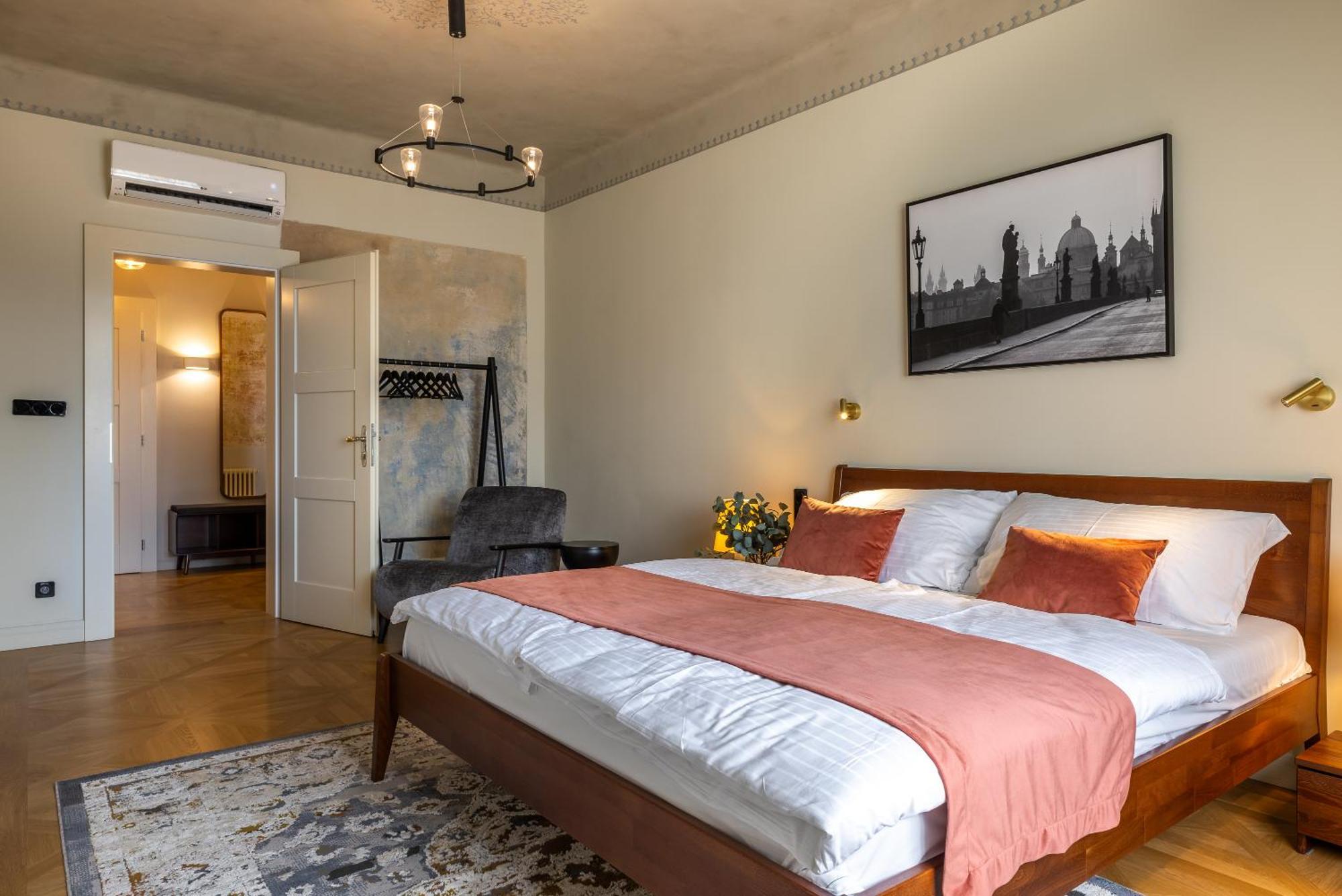 Luxury 2 Bedroom With Ac In The Old Town Apartmán